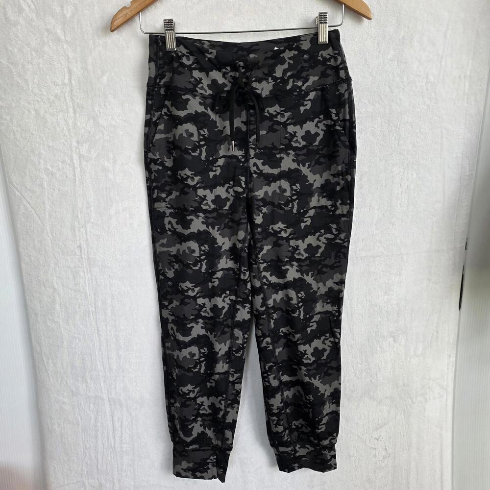 CRZ Yoga Camo High Waisted Lightweight Leggings Women's 4/6 NWT